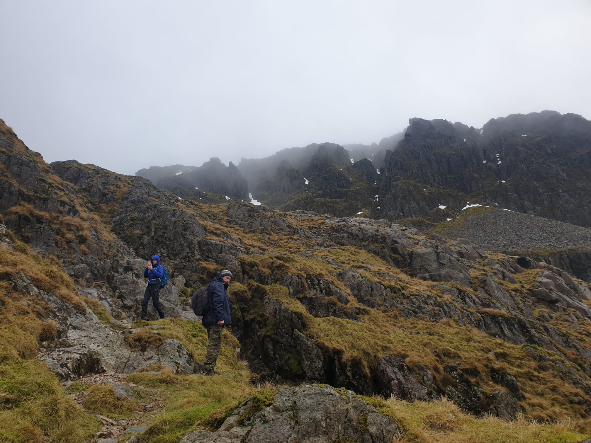 Parking at Wasdale Head Car park, the route begins relatively straight forward.