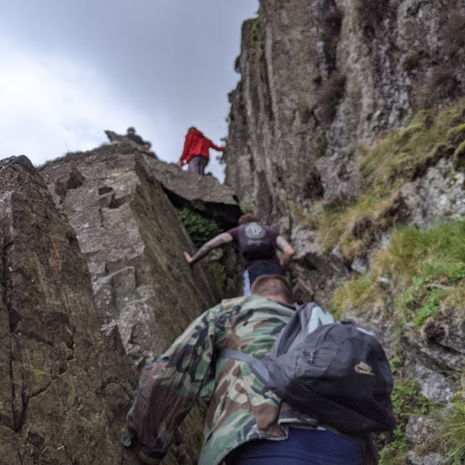 you’ll be nicely shielded by the large craggy rocks to the left of the route.